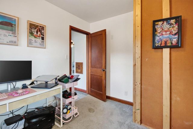 8925 W Cleveland AVENUE, West Allis, WI 53227