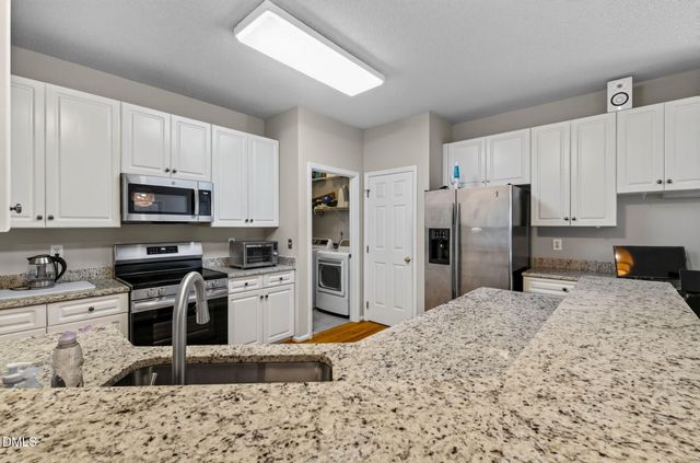 9041 Tenderfoot Trail, Raleigh, NC 27615