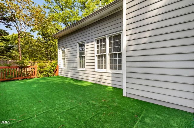 9041 Tenderfoot Trail, Raleigh, NC 27615