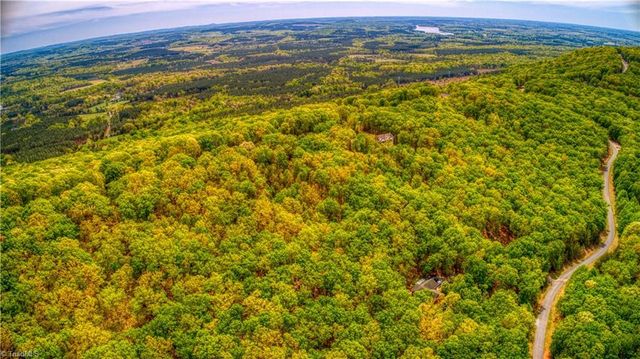 2243 Sierra Trace Road, Denton, NC 27239