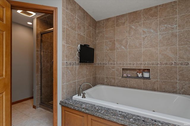 21495 Old Walnut Court, South Bend, IN 46628