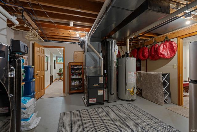 21495 Old Walnut Court, South Bend, IN 46628