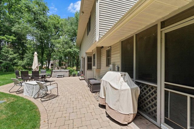 21495 Old Walnut Court, South Bend, IN 46628