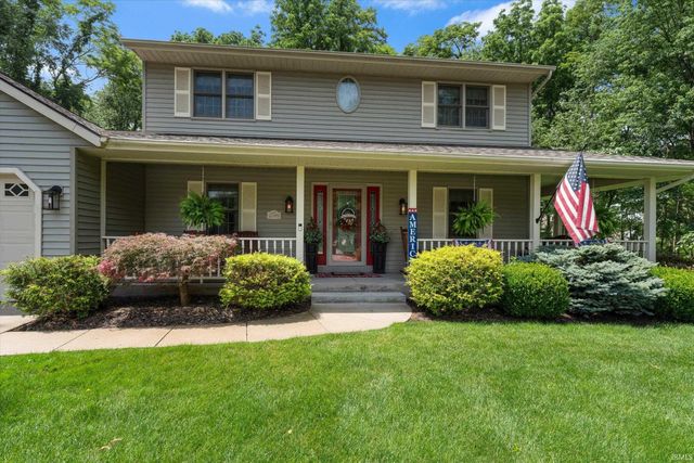 21495 Old Walnut Court, South Bend, IN 46628