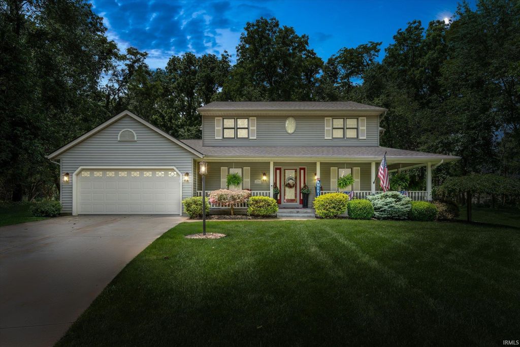 21495 Old Walnut Court, South Bend, IN 46628