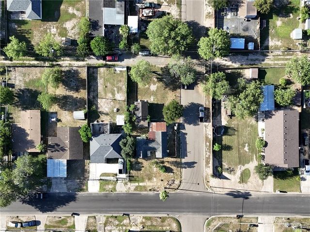 523 E Champion Street, Edinburg, TX 78539