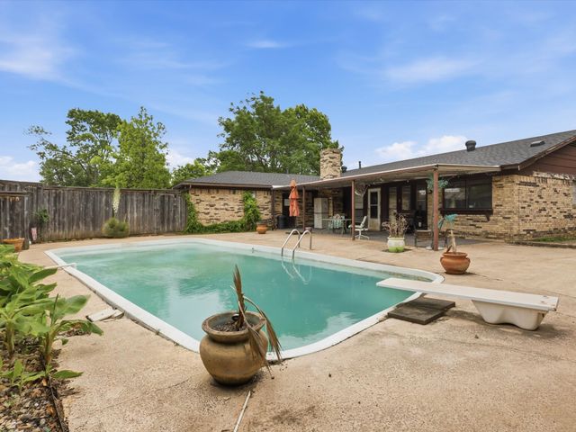 1517 Richland Drive, Richardson, TX 75081