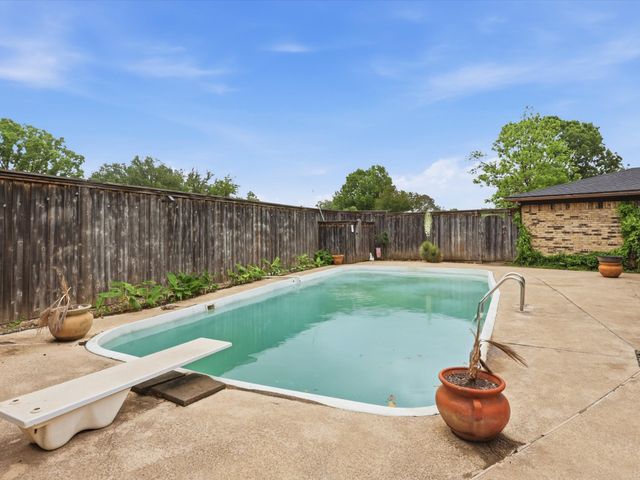 1517 Richland Drive, Richardson, TX 75081