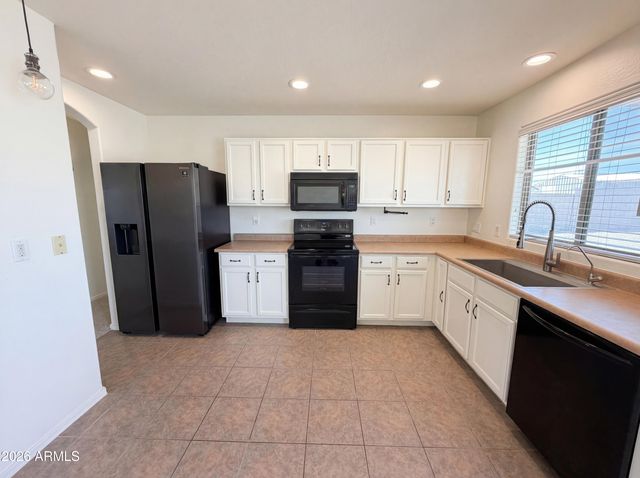 24466 W PUEBLO Avenue, Buckeye, AZ 85326