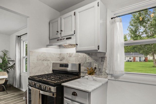 83 Craig Avenue, Madison, WI 53705