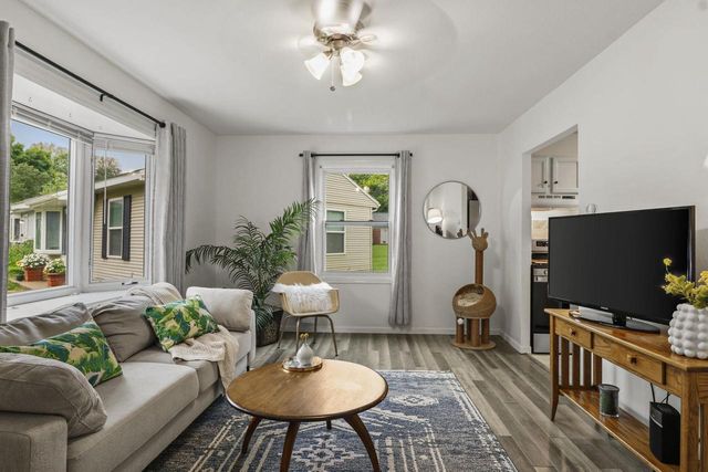 83 Craig Avenue, Madison, WI 53705