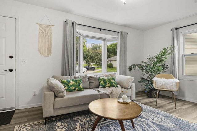 83 Craig Avenue, Madison, WI 53705