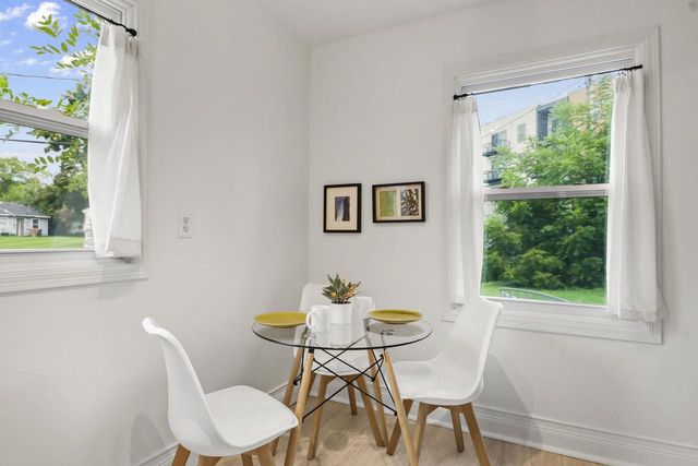 83 Craig Avenue, Madison, WI 53705