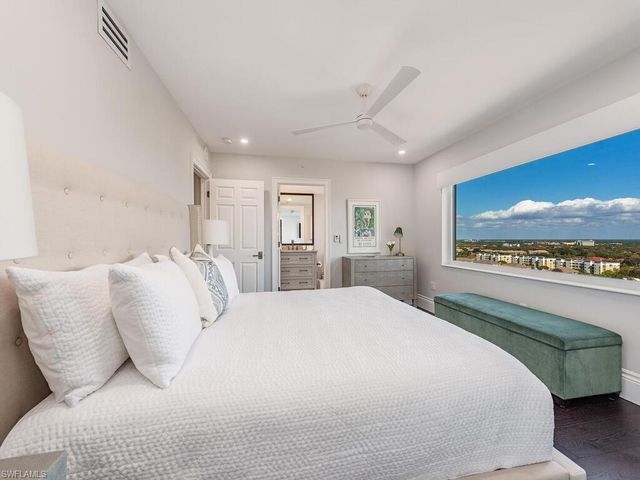 7425 Pelican Bay BLVD # 1706, Naples, FL 34108