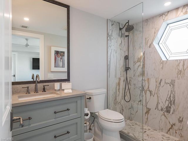 7425 Pelican Bay BLVD # 1706, Naples, FL 34108