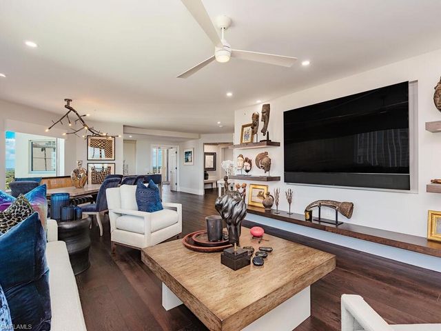 7425 Pelican Bay BLVD # 1706, Naples, FL 34108