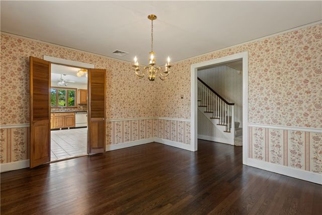 20 Drowne Parkway, East Providence, RI 02916