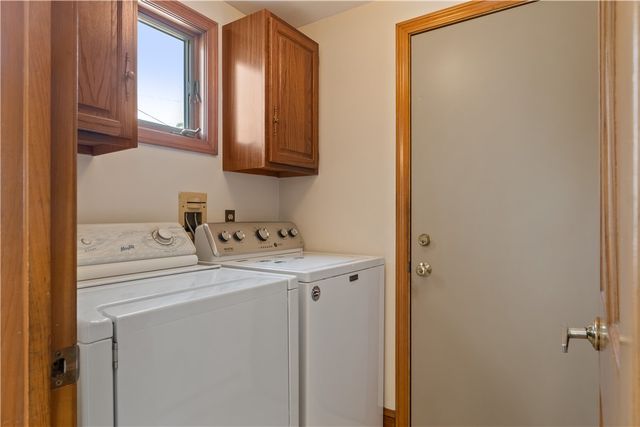 20 Drowne Parkway, East Providence, RI 02916