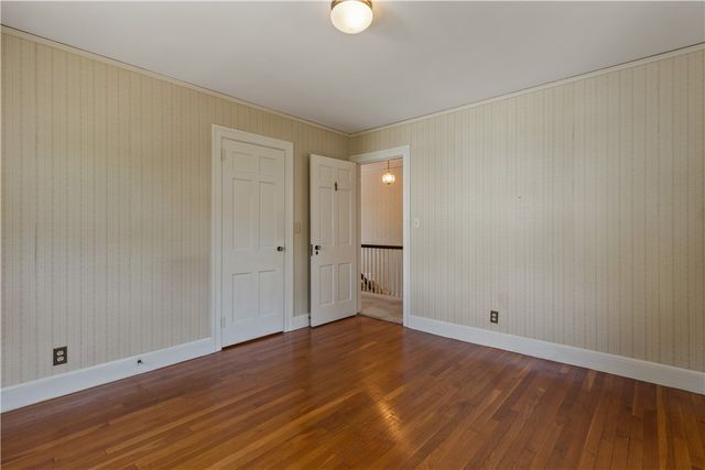 20 Drowne Parkway, East Providence, RI 02916