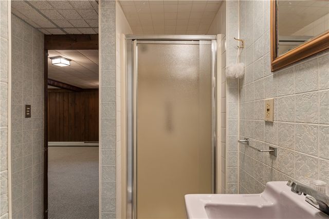 20 Drowne Parkway, East Providence, RI 02916
