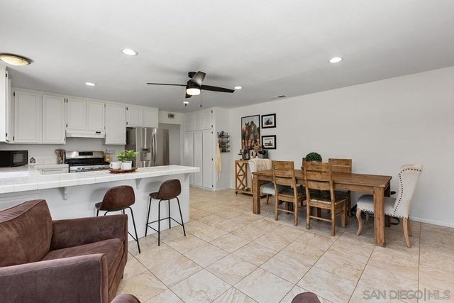 4105 Auburn Ave, Oceanside, CA 92056