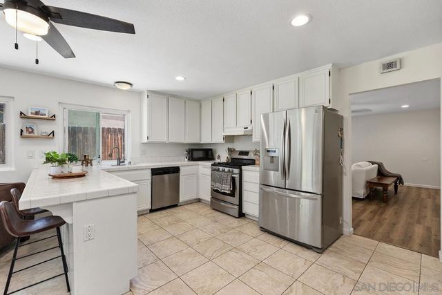 4105 Auburn Ave, Oceanside, CA 92056