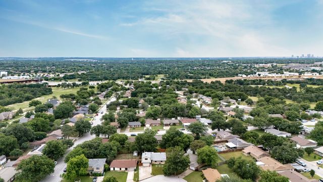 5736 Judie Court, Haltom City, TX 76148