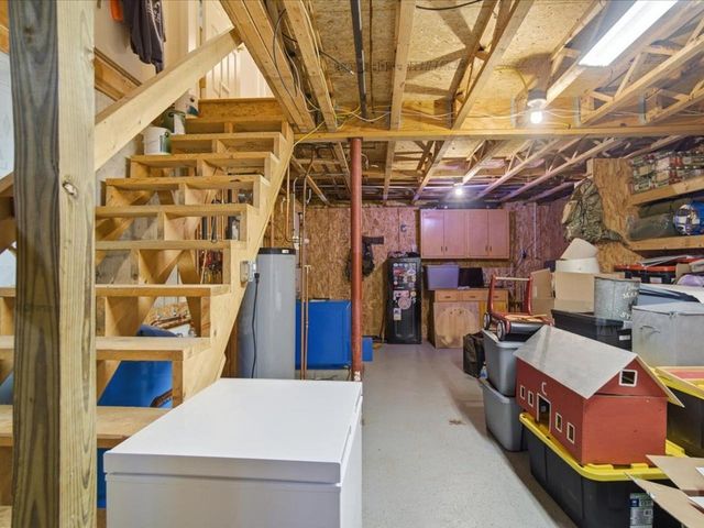 44 Drake Woods Road, Bristol, VT 05443