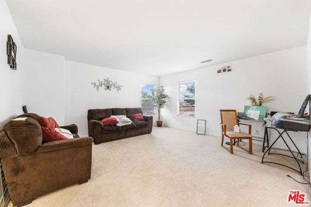 43525 Rucker Street, Lancaster, CA 93535