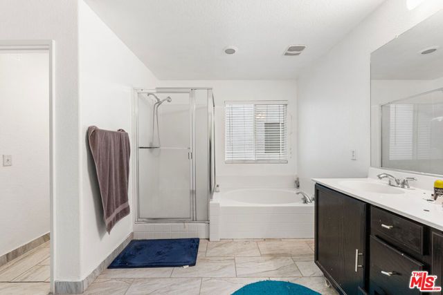 43525 Rucker Street, Lancaster, CA 93535