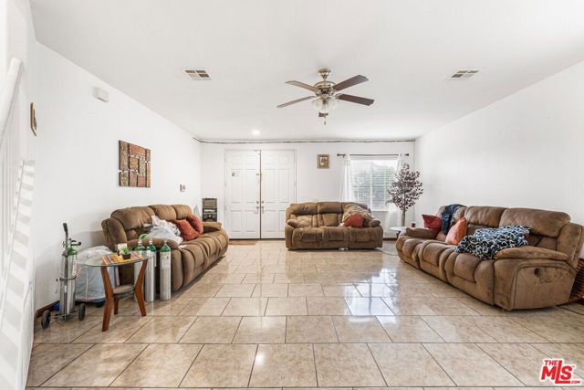 43525 Rucker Street, Lancaster, CA 93535