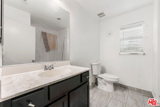 43525 Rucker Street, Lancaster, CA 93535