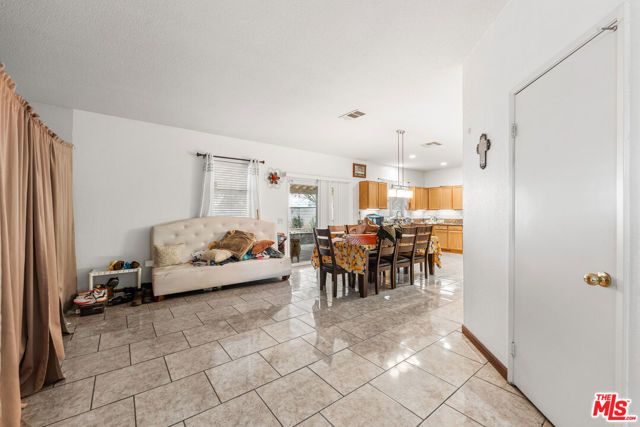 43525 Rucker Street, Lancaster, CA 93535