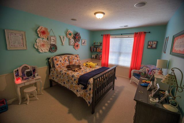 709 Kenova Trace, Lexington, KY 40511