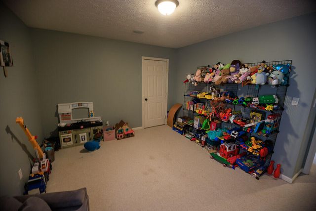 709 Kenova Trace, Lexington, KY 40511