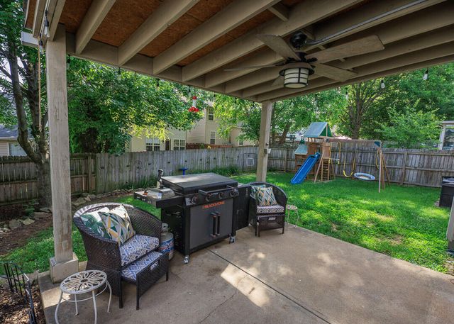 709 Kenova Trace, Lexington, KY 40511