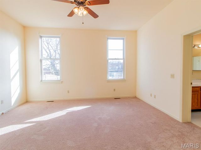 2402 S 10th Street, St Louis, MO 63104