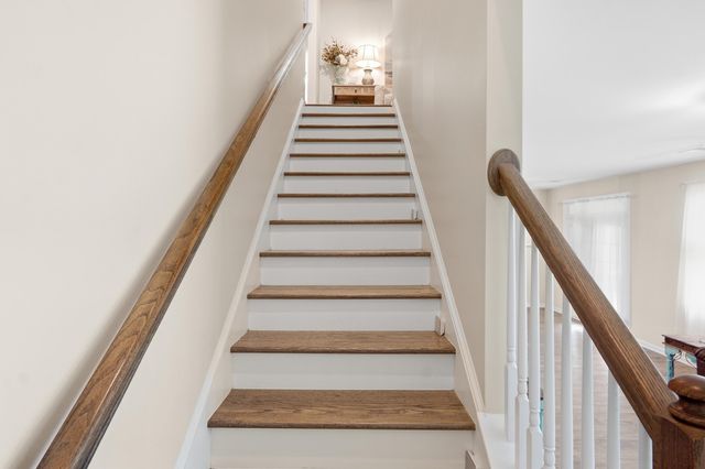 581 Yellow Leaf Lane, Summerville, SC 29486