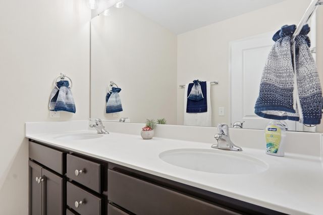 581 Yellow Leaf Lane, Summerville, SC 29486