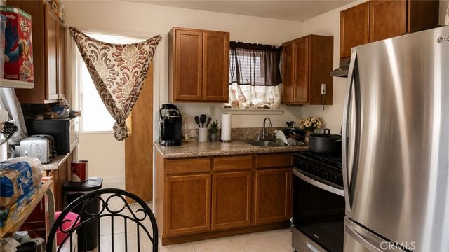 1949 Fruitvale, South El Monte, CA 91733