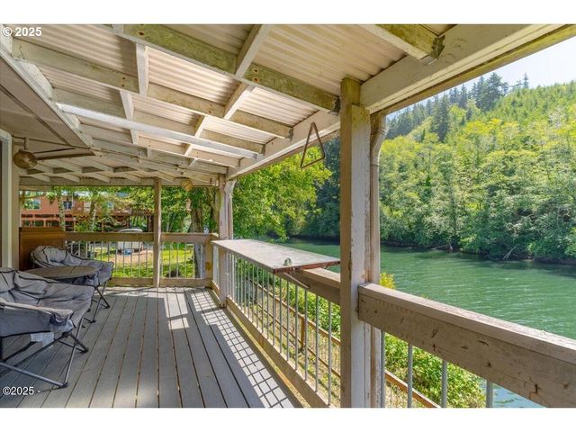 5188 S SUMMER Pl, Lincoln City, OR 97367