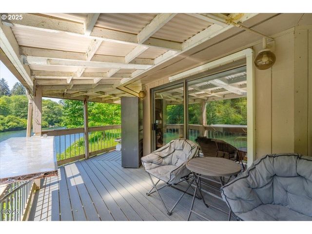 5188 S SUMMER Pl, Lincoln City, OR 97367