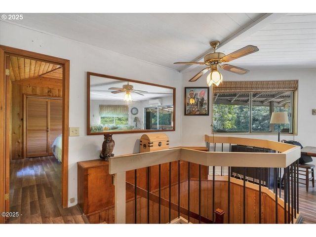 5188 S SUMMER Pl, Lincoln City, OR 97367