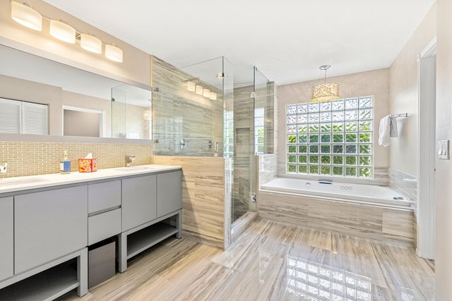 10582 MAPLE CHASE Drive, Boca Raton, FL 33498