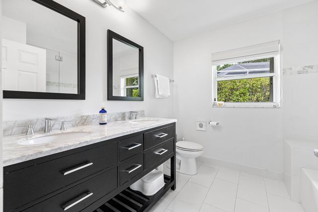 10582 MAPLE CHASE Drive, Boca Raton, FL 33498