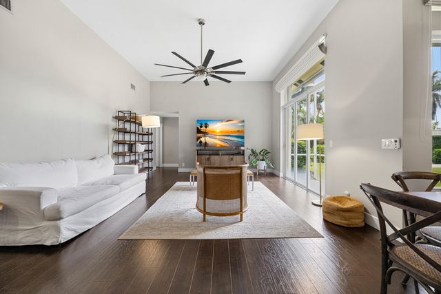 10582 MAPLE CHASE Drive, Boca Raton, FL 33498