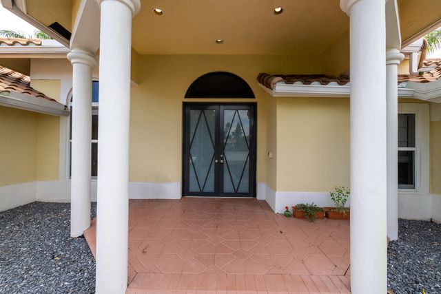 10582 MAPLE CHASE Drive, Boca Raton, FL 33498