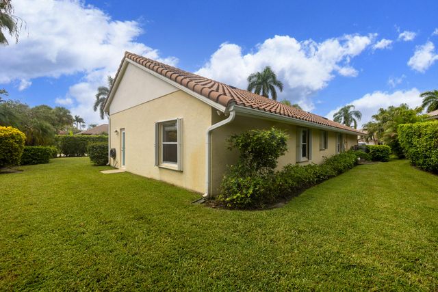 10582 MAPLE CHASE Drive, Boca Raton, FL 33498