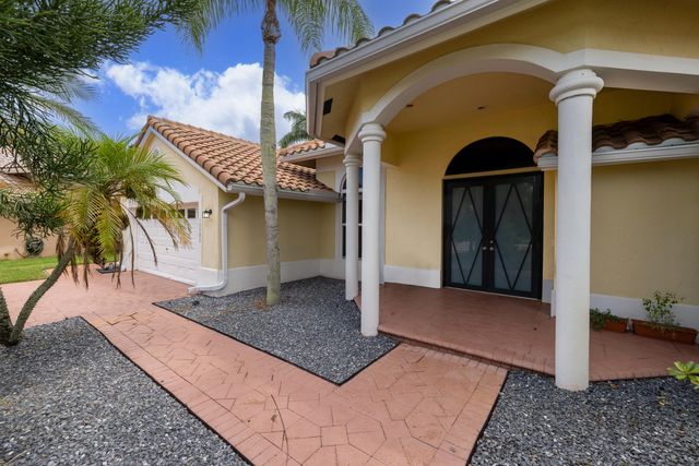 10582 MAPLE CHASE Drive, Boca Raton, FL 33498
