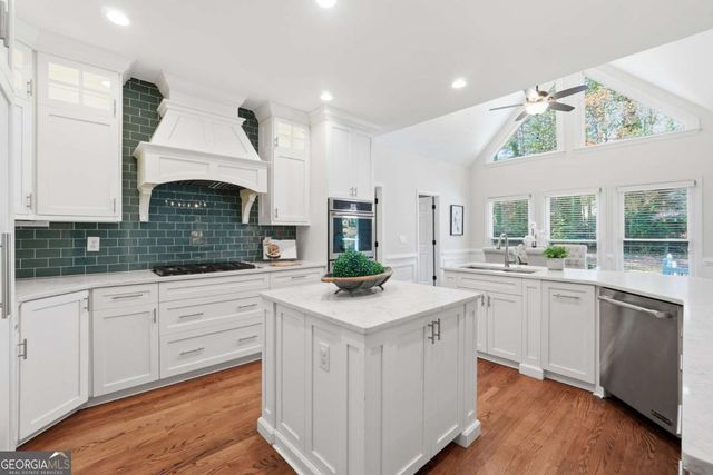 1520 NATCHEZ Way, Grayson, GA 30017